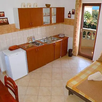 Ana Apartment Mali Losinj