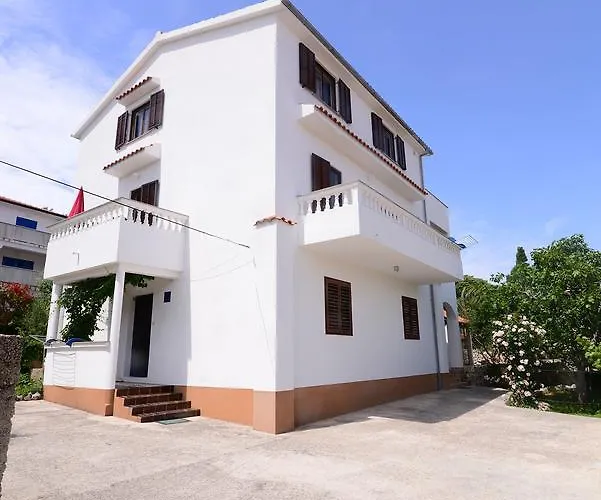Ana Mali Lošinj